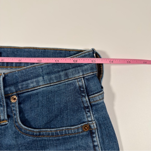 J. Crew Women's Ankle‎ Cropped Blue Jeans with Button Fly Size 26 - Picture 8 of 12